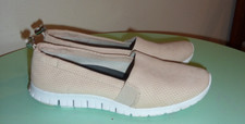 Cole Haan Women Zerogrand Stitchlite A-Line Loafer Size 8-B Cream Nubuck W14212