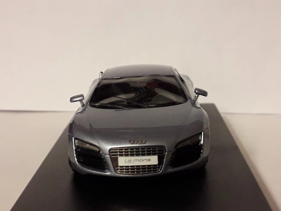 looksmart audi r8 le mans silver/blu modello in resina 1:43 - Immagine 2 di 4