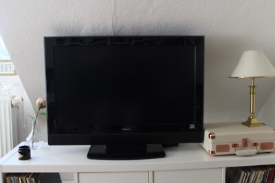 Fernseher Hitachi, 32 Zoll, HD ready, funktionsfähig 