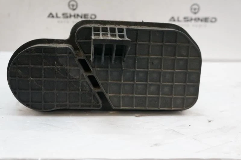 Hyundai Sonata 2015 evaporador de vapor de combustible bote de EVAP 31420-C2500 fabricante de equipos originales  Foto 4 de 4