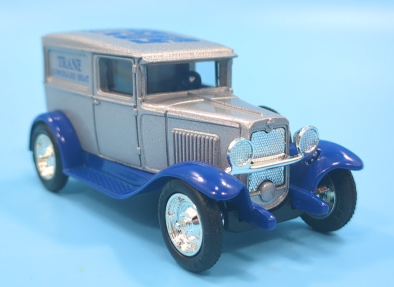 Ertl Trane Concealed Heat Diecast Truck 1930 Chevy Panel Van 1:43 Boxed thumbnail 3
