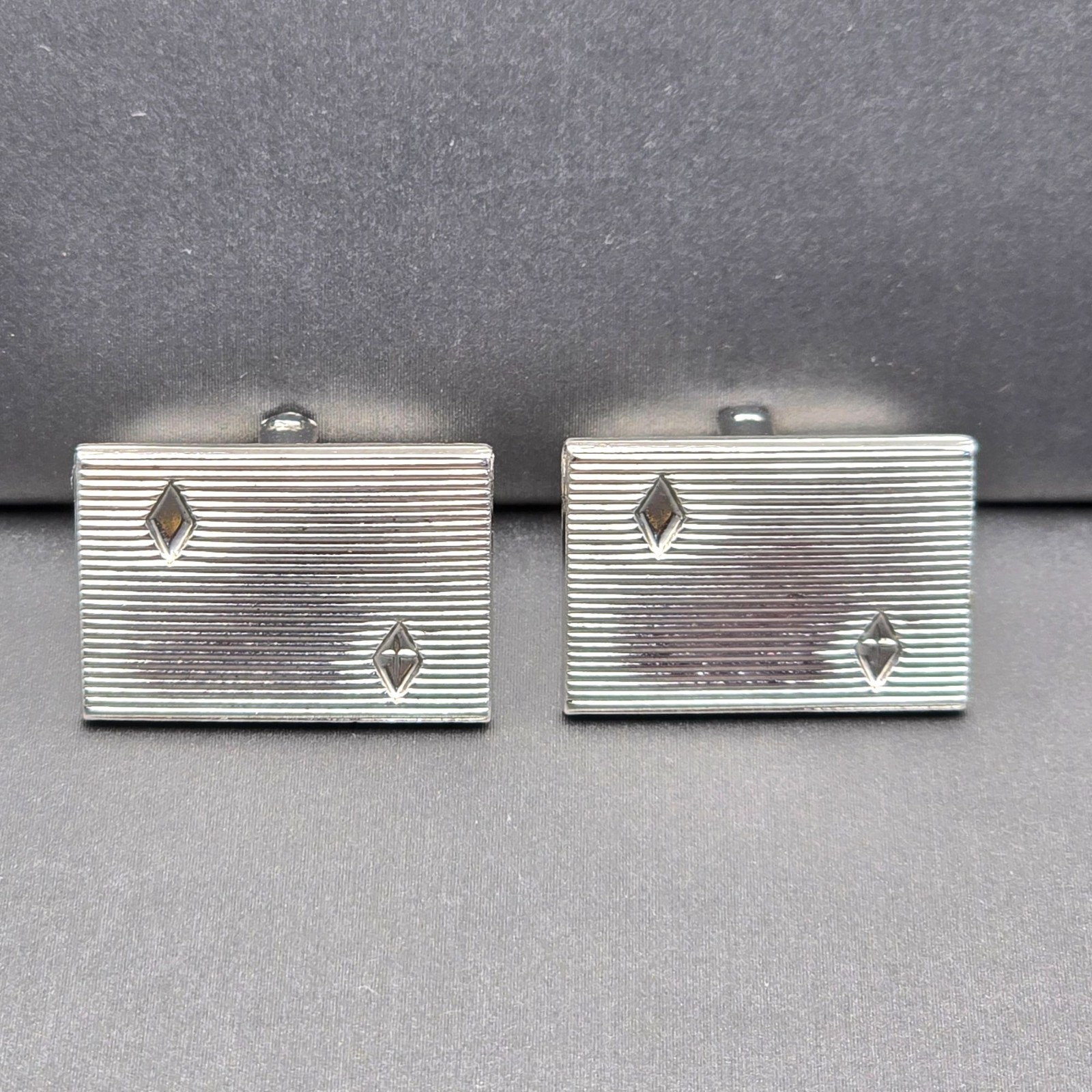 VTG Rectangular Ribbed Cufflinks .75" Silver Tone… - image 1