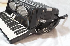 Crucianelli Accordion 41 Keys 120 Bass Sound output operation confirmed