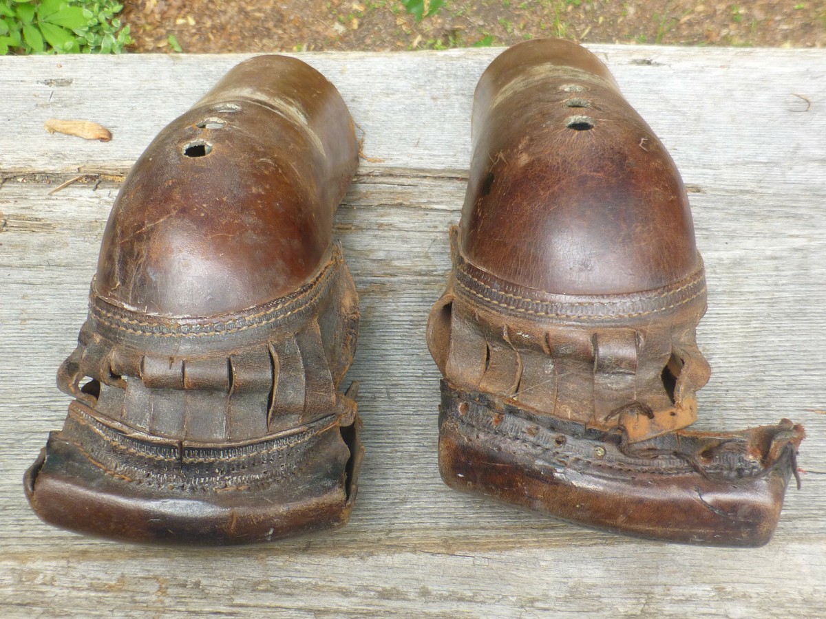 Jambières De Receveur Baseball Vintage – Années 1920 – Fabricant Inconnu – Rouges