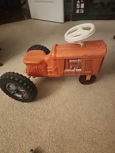 Andy Gard Vintage Plastic Ride On Tractor