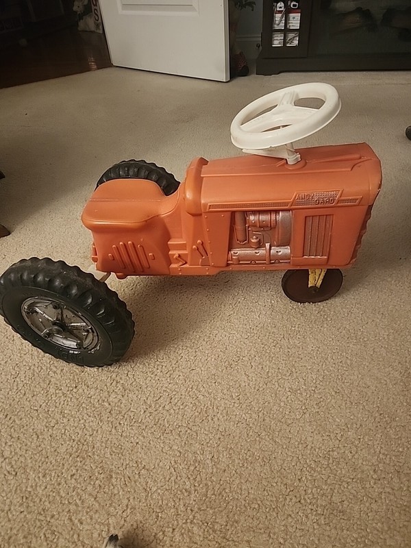 Andy Gard Vintage Plastic Ride On Tractor