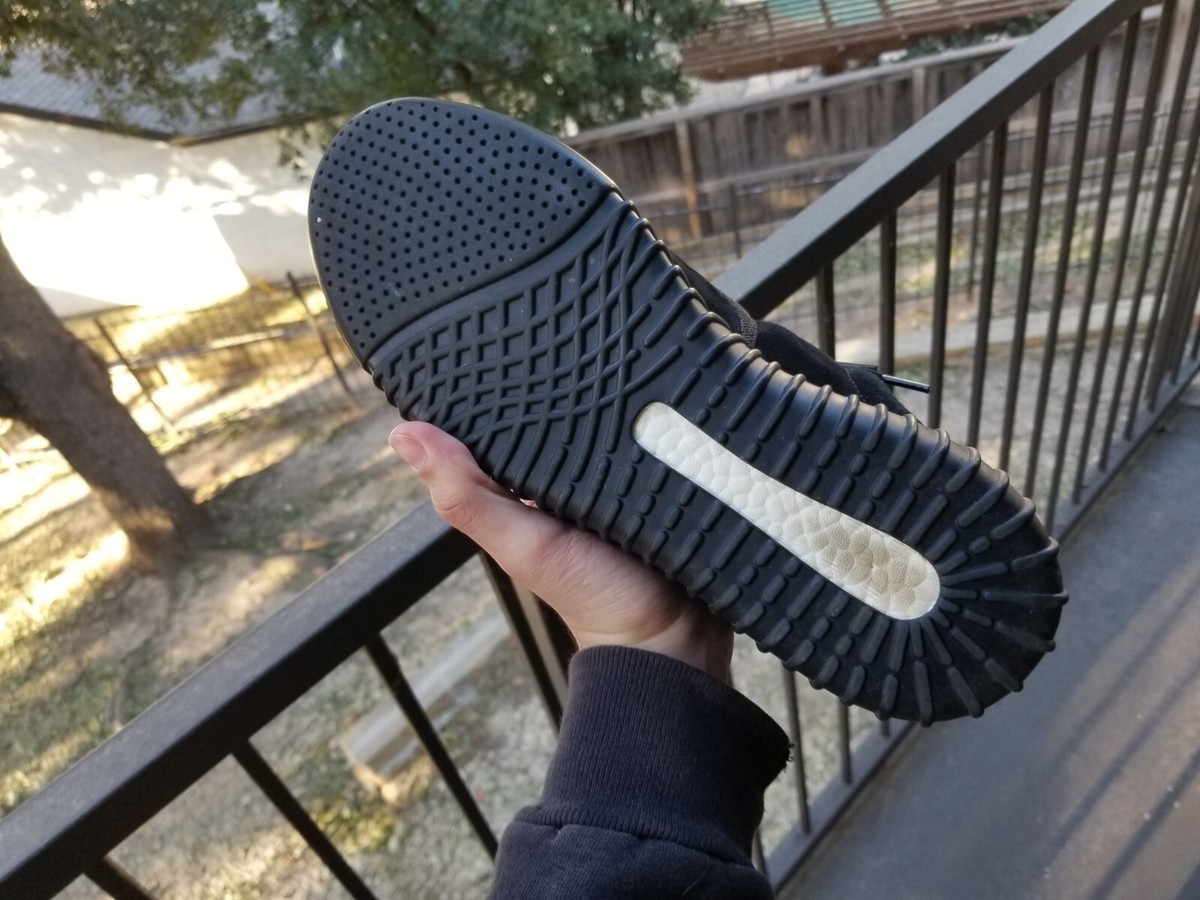 Size 9 - Yeezy Boost 750 Triple Black Kanye West Adidas 2016 Size 9 - Yeezy Boost 750 Triple Black Kanye West Adidas 2016