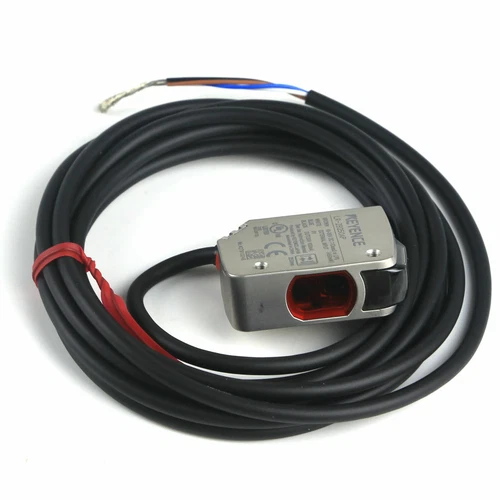 NEW KEYENCE LR-ZB250AP LRZB250AP Laser Sensor - Picture 4 of 6