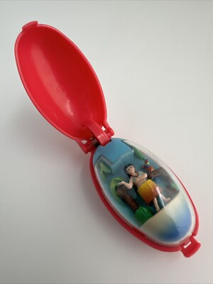 VINTAGE TAKARA 93 TROPICAL DANCE FLYING POCKET CRITTERS KEYCHAIN