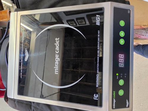 Vollrath Mirage Cadet Commercial Induction Cooktop G1 1800W w/ Carry Bag
