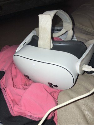 Quest 3S VR Explore The Meta-Verse Vr Buy It For Your Kids. Your Kids Will Love