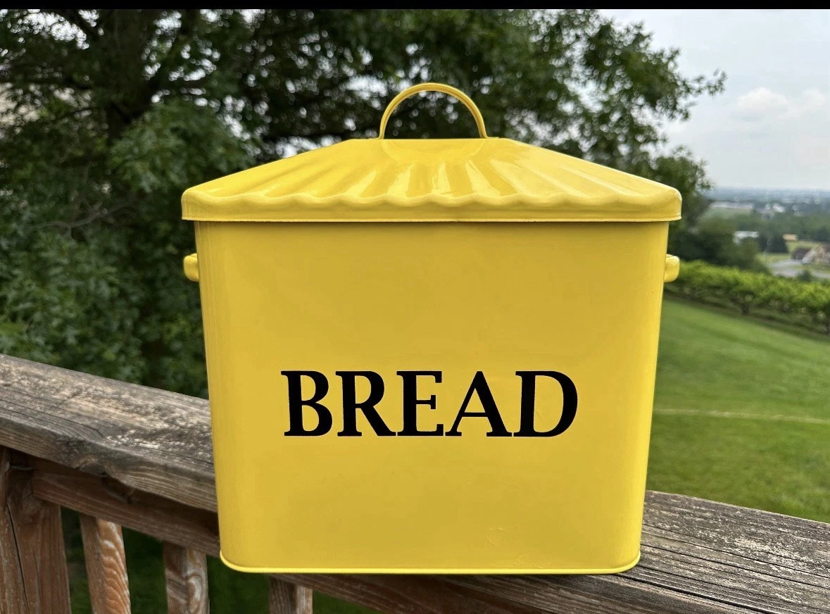 Harvest Gold 11" X 11" X 8" Metal Bread Bin w/ Lid & Handles Mint Condition
