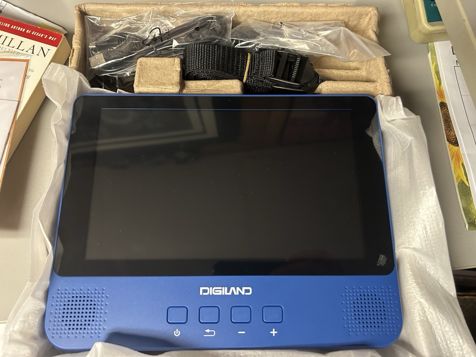 16gb 9&Prime;