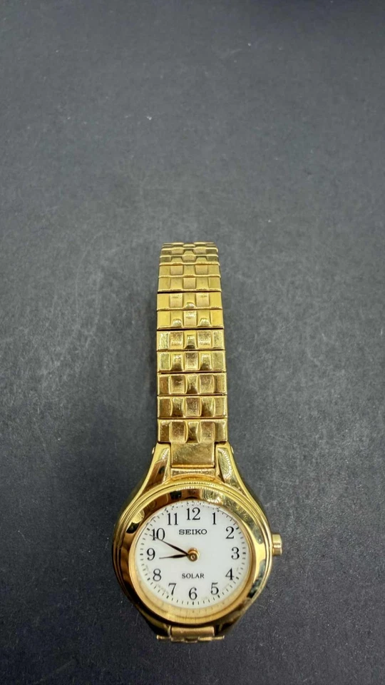 Women's SEIKO Solar Gold Tone Expandable Band V115-0AG0 - Image 3 of 4