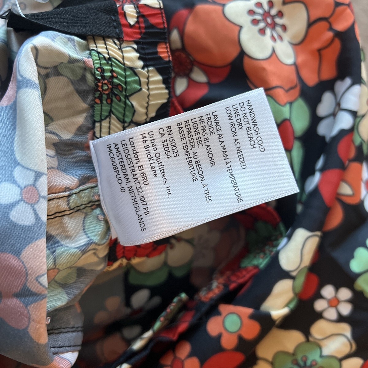 あうさん Urban Outfitters BDG Women's SZ M Floral Pull on Polyester Shorts