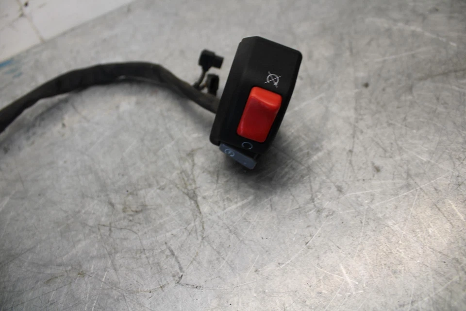 08-16 YAMAHA YZF R6 MANGO DE CLIP DERECHO KILL OFF INTERRUPTOR DE ARRANQUE INTERRUPTORES BB436 Foto 2 de 4