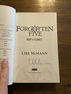 SIGNED The Forgotten Five Map Of Flames By Lisa McMann 1st
