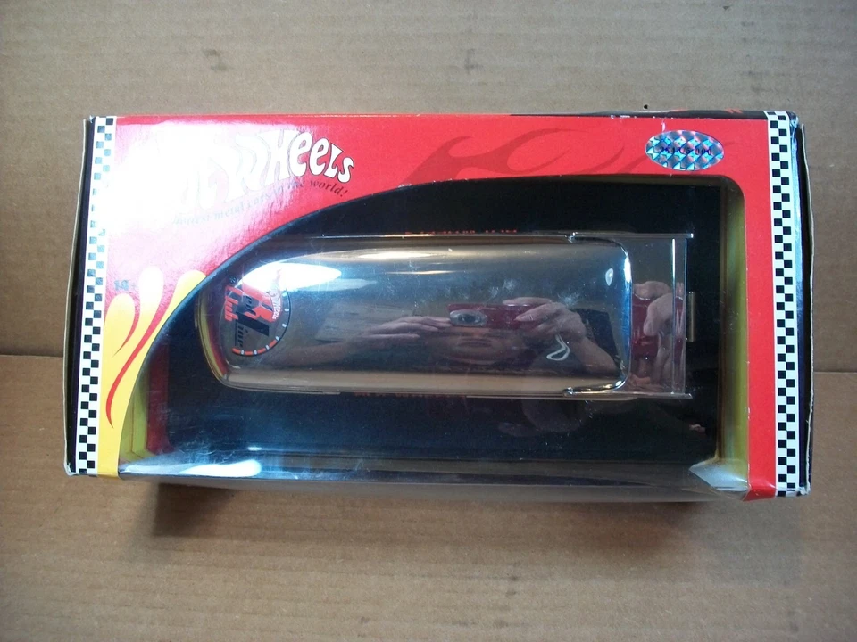 Hot Wheels Red Line Club 2002~escala 1:18~autobús de arrastre VW personalizado~cromo~2643/5000 Foto 3 de 4