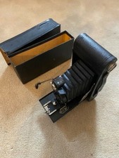 VINTAGE EASTMAN KODAK NO. 2A CARTRIDGE HAWK-EYE MODEL B CAMERA w/box 