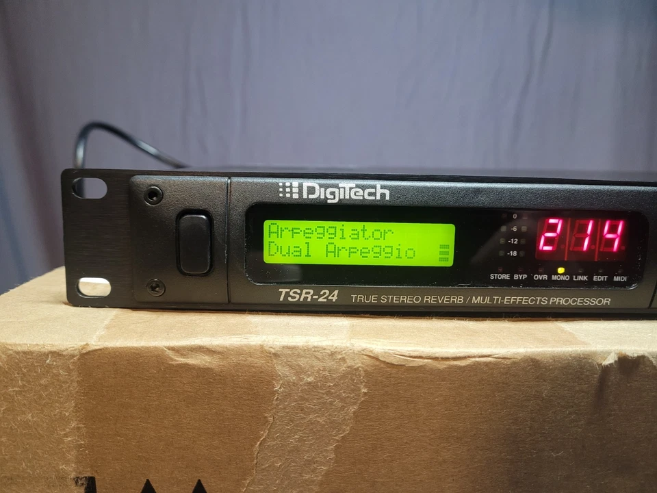 DIGITECH TSR-24 Multi-effects  - Image 2 of 4