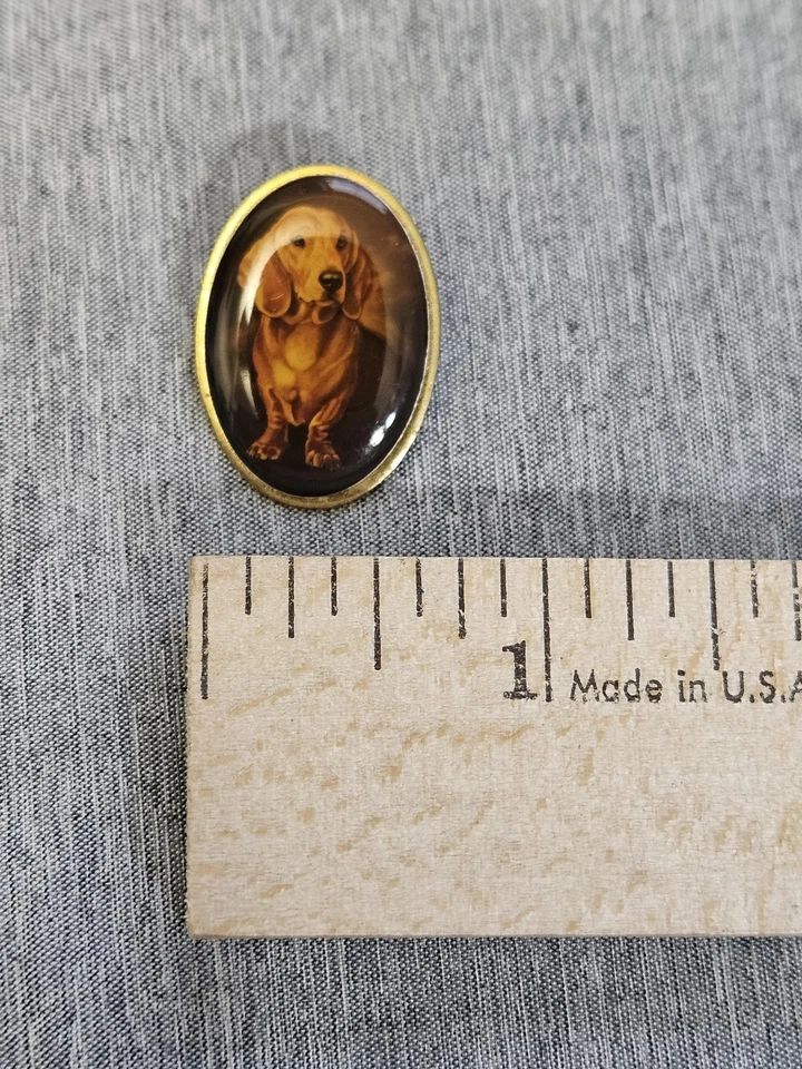 Otter House Dachshund Dog Lapel Pin Tie Tack Oval Gold Tone Domed Image Brooch - Image 2 of 4