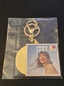 Taylor Swift 1989 Vip for sale | eBay