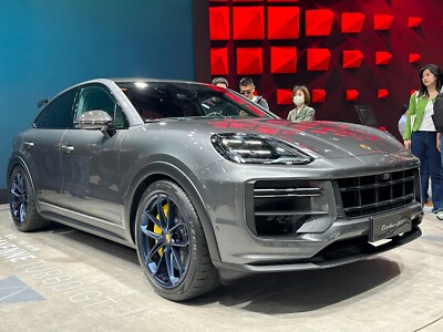 Porsche Cayenne Turbo GT 22