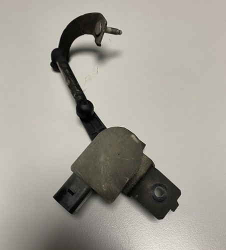 Seat Leon 2.0 T FSI 1 P Xenon Gestänge Niveau Sensor VW Audi Seat 6PM00873900