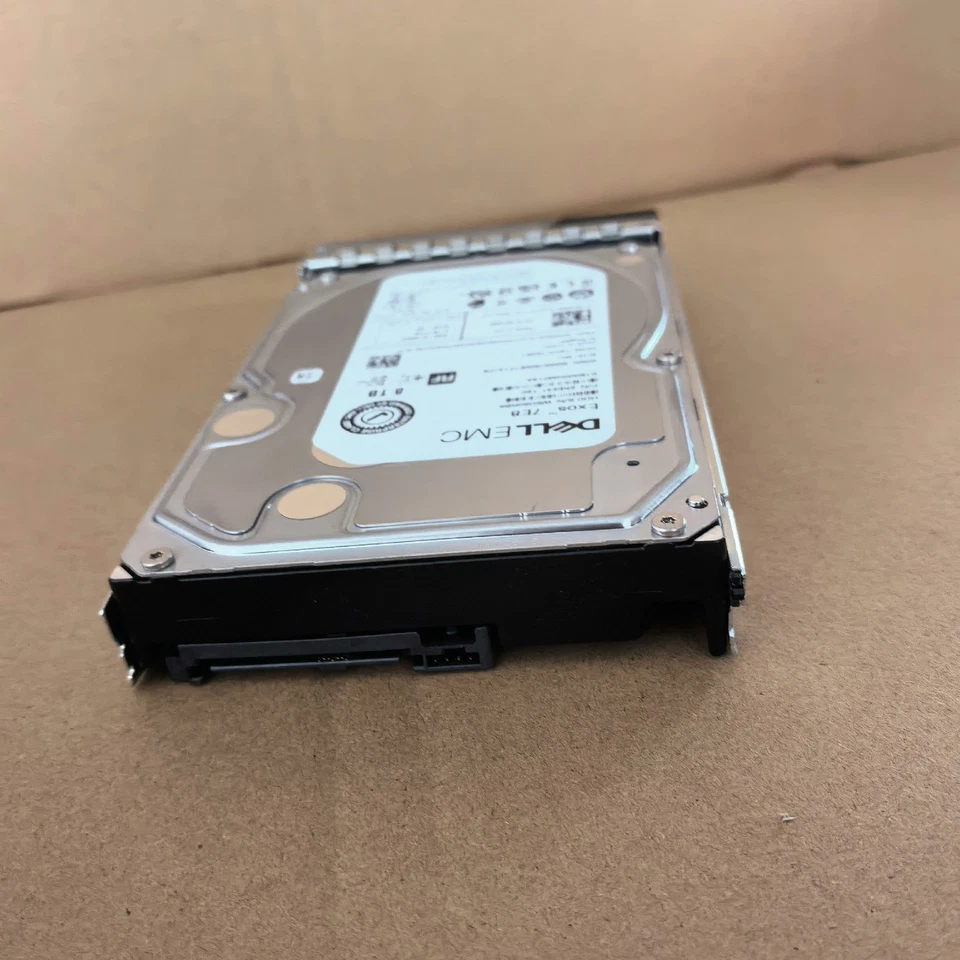 0N660 00N660 Dell EMC 8TB 7.2K 12G SAS 3.5'' Hard Drive HDD 14/15/16G KIT - Image 3 of 4