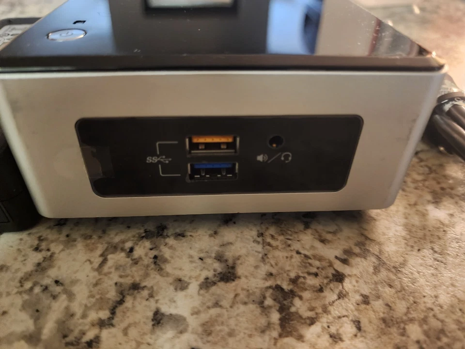 Intel (Intel Celeron, 1.60GHz, 8GB) Desktop Computer - NUC5CPYH - Image 2 of 4