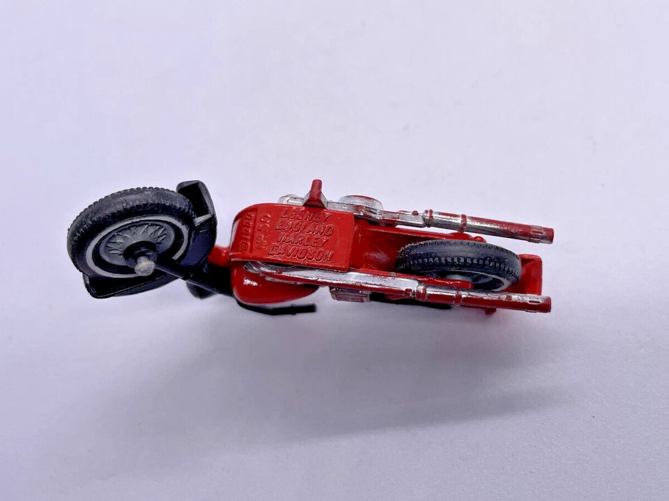 MATCHBOX SUPERFAST 1980 || PRE-PRO || #50 Harley Davidson -Red/Black Bars & Seat - Image 3 of 3