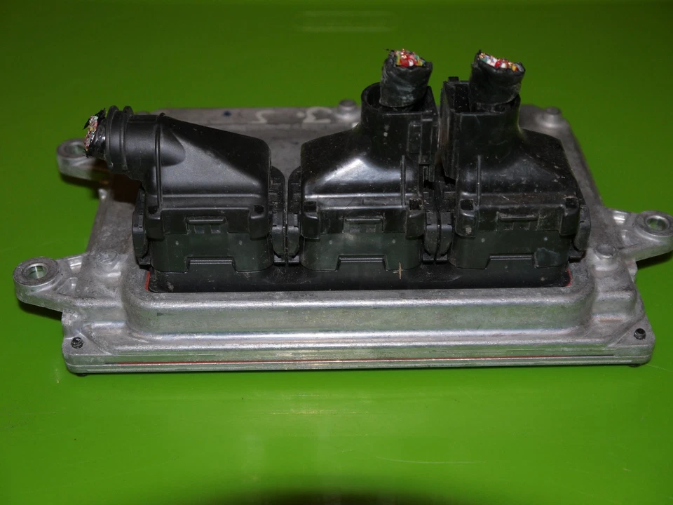 2010 10 Honda Insight Computer Brain Module ECM ECU OEM 37820-RBJ-A66 Nice - Image 3 of 3