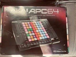 AKAI APC 64