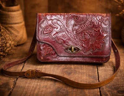 Vintage J.E. Gomez Juarez Mexico Tooled Leather Western Floral Shoulder Bag
