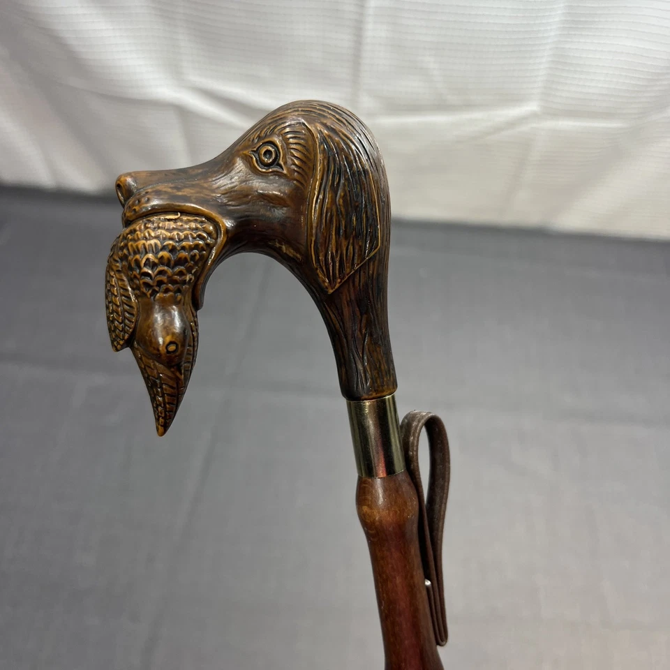 Long Shoe Horn Carved Gun Dog Head Carrying Game Bird Wood/Resin Made in Italy - Image 3 of 4
