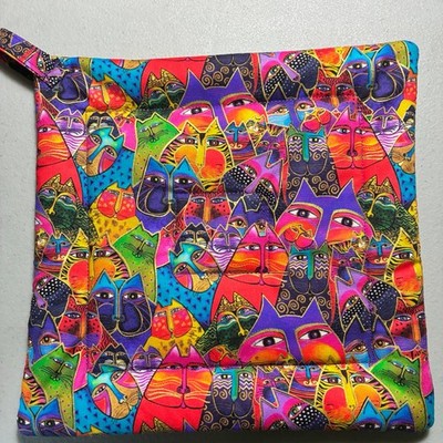 Deluxe Hot Pad/ Potholder: Laurel Burch CATS IN A ROW : Red/Blue/Purple: Quilted