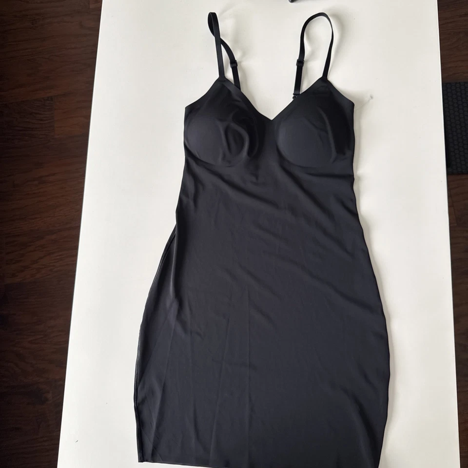 Nuevo Vestido sin Mangas True Body Every Day Talla S Negro $64 Foto 3 de 4