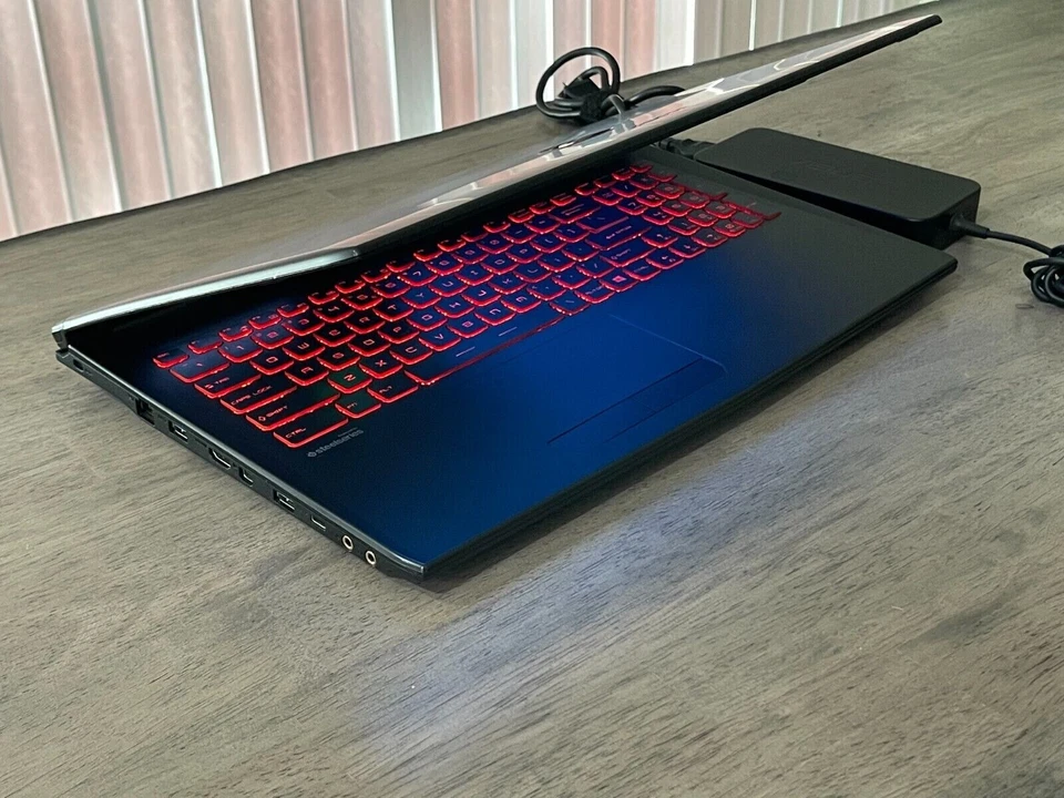 MSI GL62M 7RDX Intel i7-7700HQ Quad-Core 2.8GHz 32GBDDR4 1.0TB SSD GTX 1050 Gam - Image 4 of 4