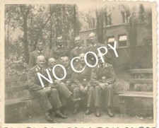 Photo WW II Group Photo Soldiers Troop in Uniform D1.24