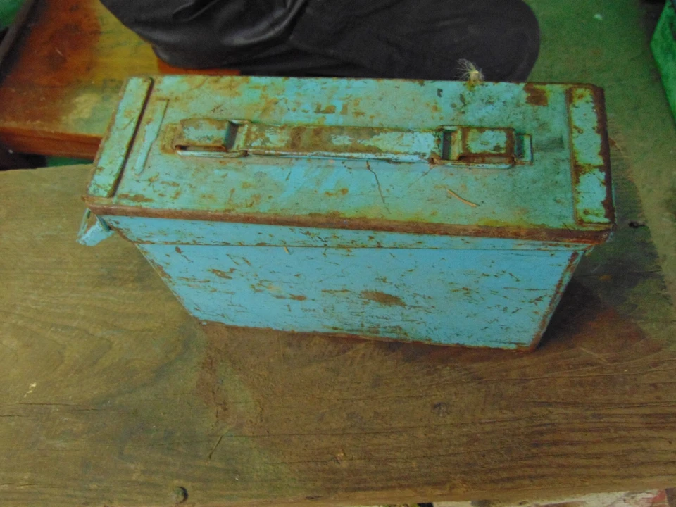 Carmet Co Mining Minetool Metal Crate Ammo Ammunition Cartridge Box Advertising - Image 2 of 4