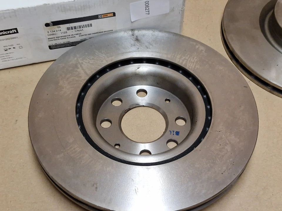 Omnicraft Vented 284mm Front Brake Discs For Vauxhall Corsa D 2006-2014 2134014 - Image 4 of 4