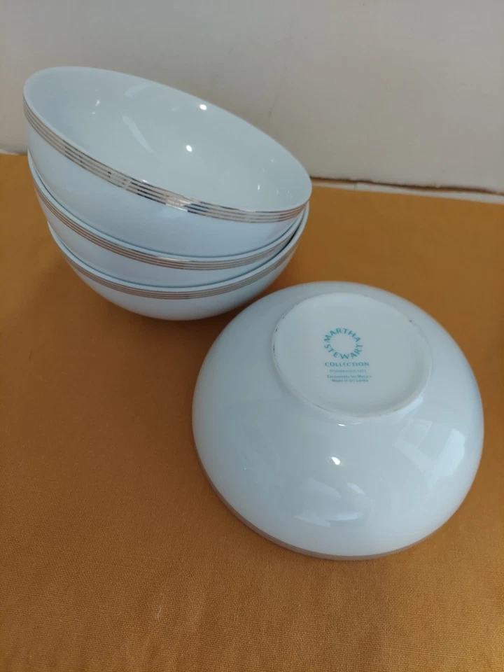Juego de 4 cuencos de cereal Martha Stewart Odyssey Gold porcelana blanca rayas doradas Foto 3 de 4