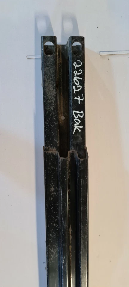 2003-2011 LINCOLN & TOWN CAR REAR BUMPER REINFORCEMENT IMPACT BAR OEM Foto 4 de 4