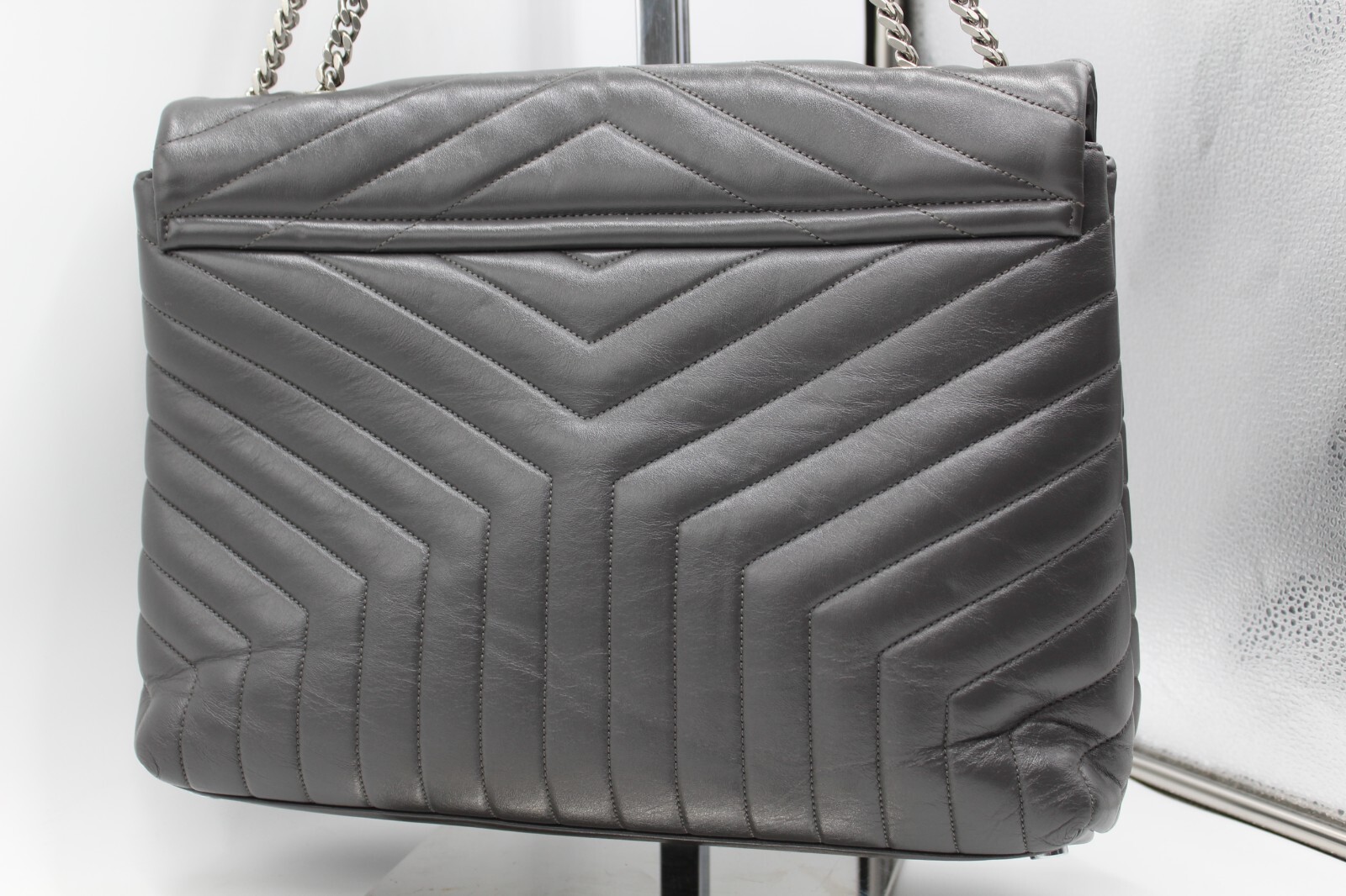 Con Borsa Grande Con COA Saint Laurent Materasso Pelle di Pecora Materasso Chevron Monogramma Grigia