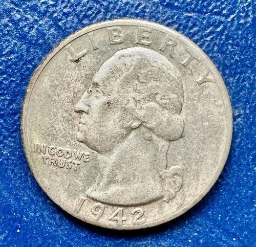 1942-D Washington War Time Quarter. 90% Silver.  XF Condition. Charity Auction.