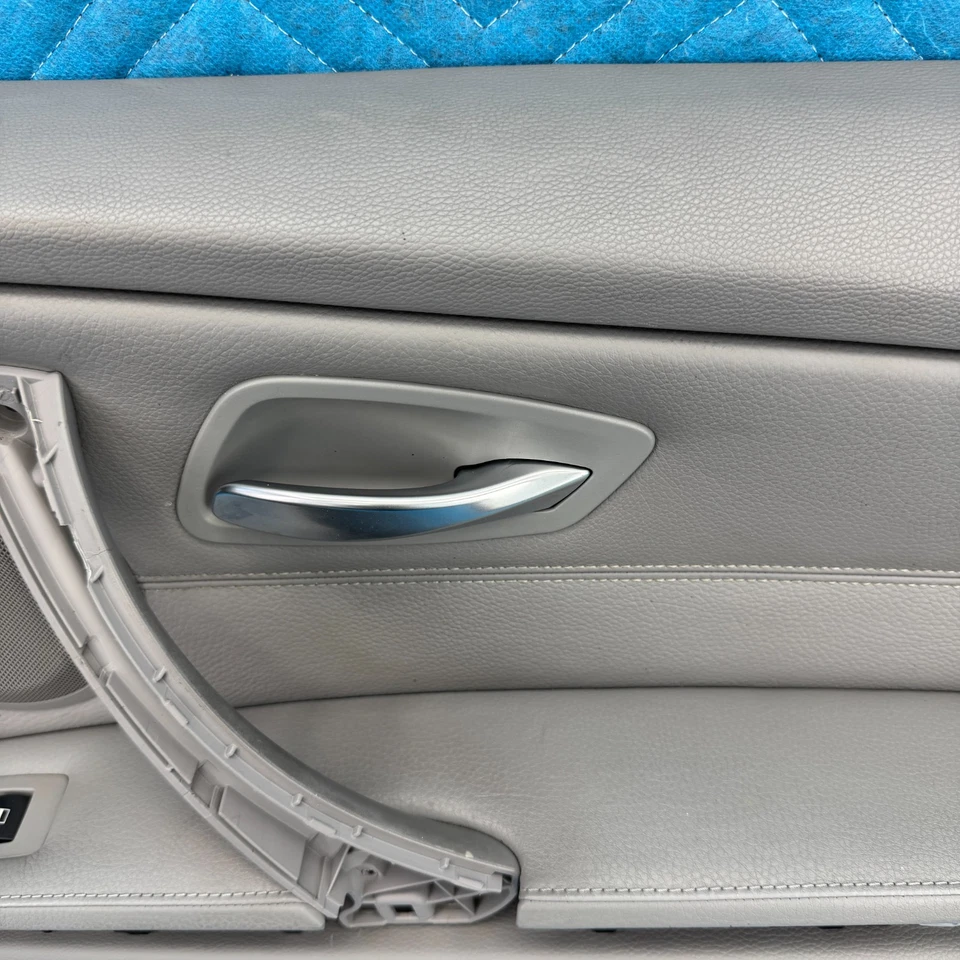 2006-2011 BMW 325I Front Right Passenger Side Door Panel Card OEM 99K - Image 4 of 4