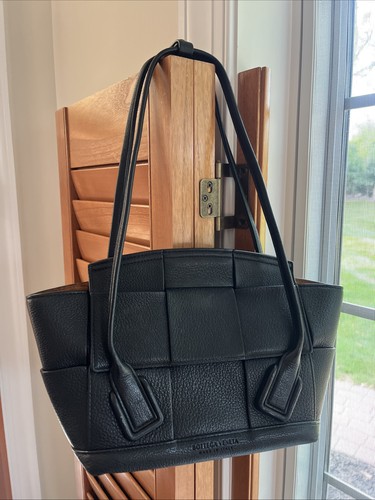 Bottega Veneta Black Max Intrecciato  Small Arco Bag Tote Pebbled Calf Leather