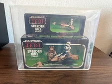 Vintage Kenner Star Wars Speeder Bike AFA 80 NM 1983 Kenner Toys NO FLAP CREASE