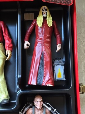 HOUSE OF 1000 CORPSES FIGURE SET w/EXCLUSIVE TINY + COLLECTOR BOX