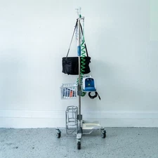 Fisher & Paykel Airvo 2 Optiflow Nasal High Flow Therapy System w Accessories